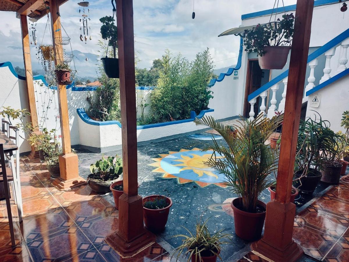 Hostal Chasqui Otavalo Zewnętrze zdjęcie