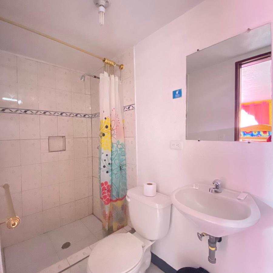 Hostal Chasqui Otavalo Zewnętrze zdjęcie
